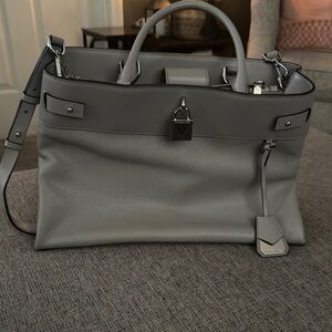 MICHAEL Michael Kors Gray Shoulder Bag with Padlock Detail